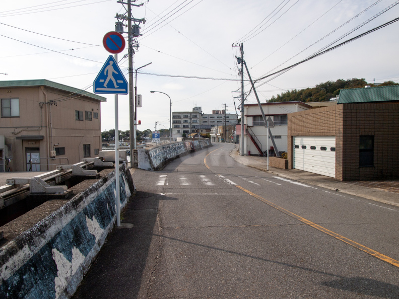 E3 RAW 00013195