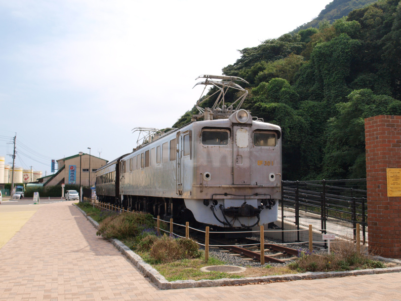 E420 00003081